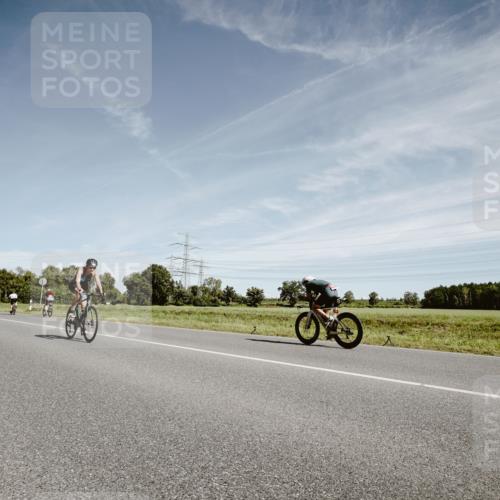 07.09.2025 - 19. Norderstedt Triathlon Michael Burmester http://msf.ph/oto/8857510 07.09.2025 12:25:18 Radfahren 205, 220, 274, 292, 766, 1280 meine-sportfotos.de