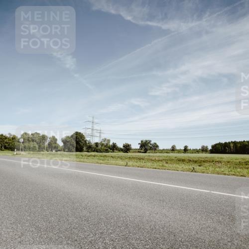 07.09.2025 - 19. Norderstedt Triathlon Michael Burmester http://msf.ph/oto/8857521 07.09.2025 12:25:21 Radfahren 274, 1280 meine-sportfotos.de