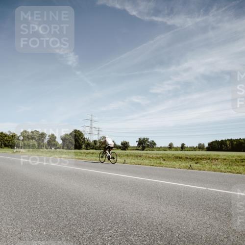07.09.2025 - 19. Norderstedt Triathlon Michael Burmester http://msf.ph/oto/8857580 07.09.2025 12:25:50 Radfahren 150, 309 meine-sportfotos.de