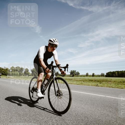 07.09.2025 - 19. Norderstedt Triathlon Michael Burmester http://msf.ph/oto/8857624 07.09.2025 12:26:13 Radfahren 781, 1361 meine-sportfotos.de