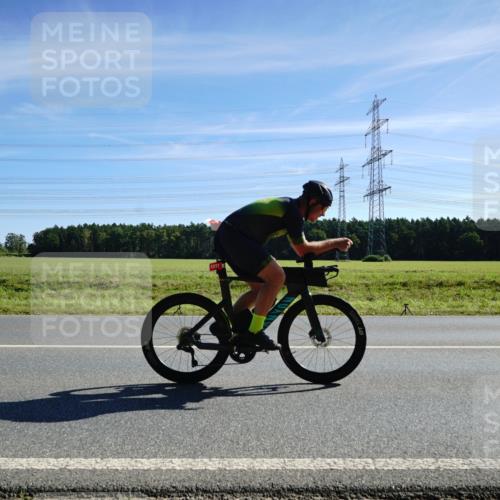 07.09.2025 - 19. Norderstedt Triathlon Michael Burmester http://msf.ph/oto/8857661 07.09.2025 11:22:25 Radfahren 833, 1377 meine-sportfotos.de
