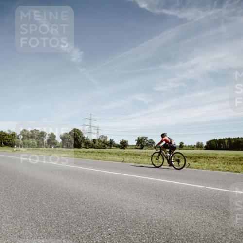 07.09.2025 - 19. Norderstedt Triathlon Michael Burmester http://msf.ph/oto/8857669 07.09.2025 12:26:32 Radfahren 137 meine-sportfotos.de