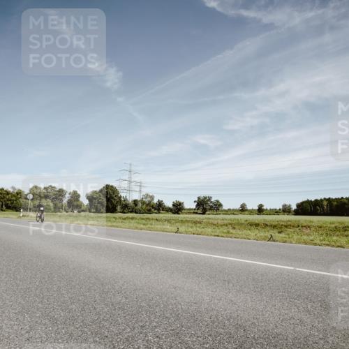 07.09.2025 - 19. Norderstedt Triathlon Michael Burmester http://msf.ph/oto/8857695 07.09.2025 12:26:46 Radfahren 247, 712, 1231, 1235, 1384 meine-sportfotos.de