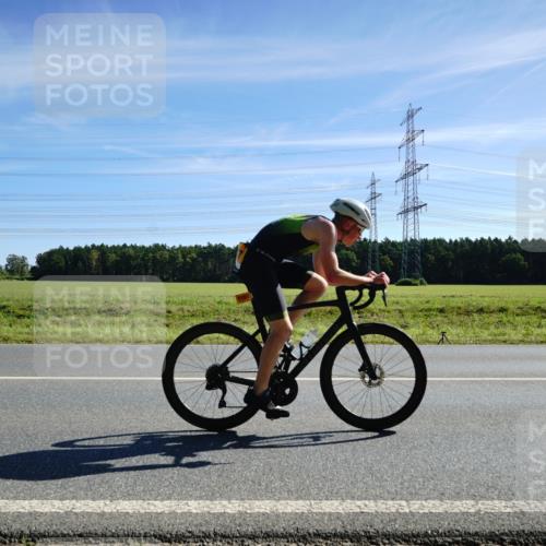 07.09.2025 - 19. Norderstedt Triathlon Michael Burmester http://msf.ph/oto/8857701 07.09.2025 11:22:42 Radfahren 734, 1157, 1184 meine-sportfotos.de