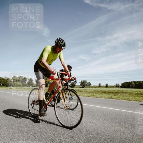 07.09.2025 - 19. Norderstedt Triathlon Michael Burmester http://msf.ph/oto/8857702 07.09.2025 12:26:48 Radfahren 247, 695, 712, 1231, 1384 meine-sportfotos.de