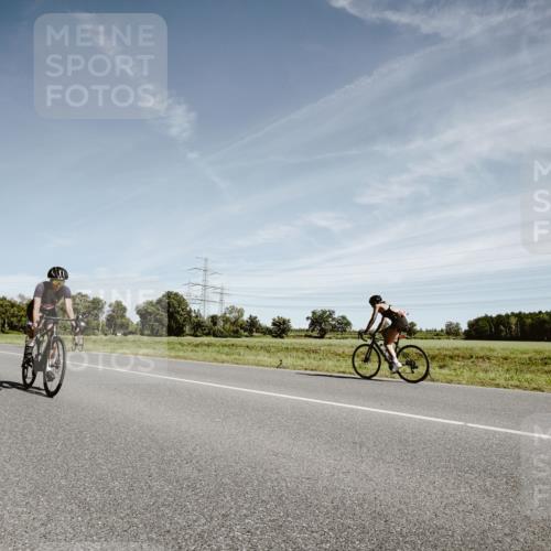 07.09.2025 - 19. Norderstedt Triathlon Michael Burmester http://msf.ph/oto/8857720 07.09.2025 12:26:56 Radfahren 1256 meine-sportfotos.de