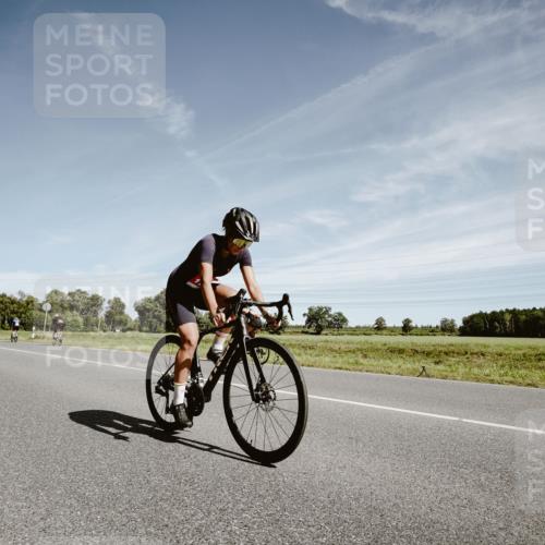 07.09.2025 - 19. Norderstedt Triathlon Michael Burmester http://msf.ph/oto/8857723 07.09.2025 12:26:56 Radfahren 1256 meine-sportfotos.de