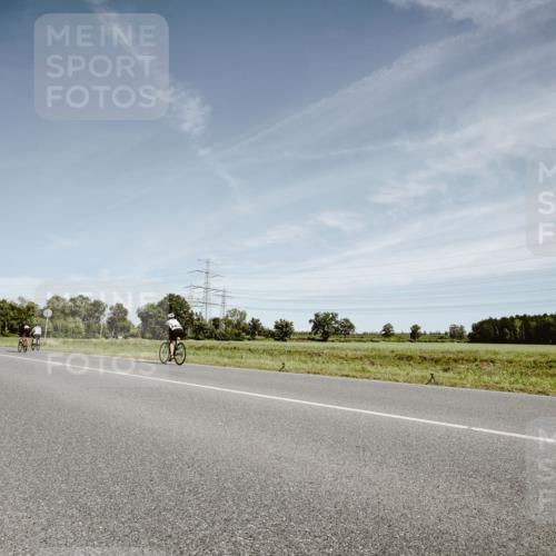 07.09.2025 - 19. Norderstedt Triathlon Michael Burmester http://msf.ph/oto/8857796 07.09.2025 12:27:32 Radfahren  meine-sportfotos.de