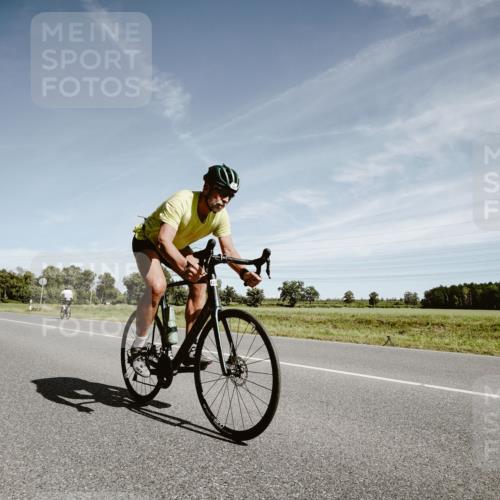 07.09.2025 - 19. Norderstedt Triathlon Michael Burmester http://msf.ph/oto/8857803 07.09.2025 12:27:36 Radfahren 1247 meine-sportfotos.de