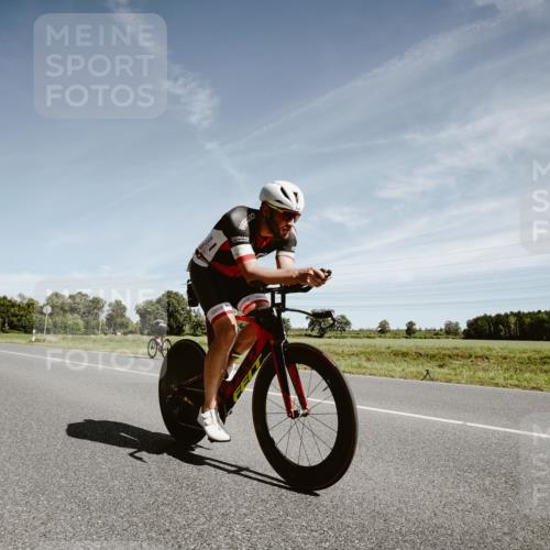 07.09.2025 - 19. Norderstedt Triathlon Michael Burmester http://msf.ph/oto/8857864 07.09.2025 12:28:05 Radfahren 732, 1376 meine-sportfotos.de