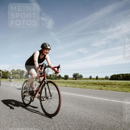 07.09.2025 - 19. Norderstedt Triathlon Michael Burmester http://msf.ph/oto/8857940 07.09.2025 12:28:35 Radfahren 262, 696, 780, 858, 1213, 1214, 1329 meine-sportfotos.de