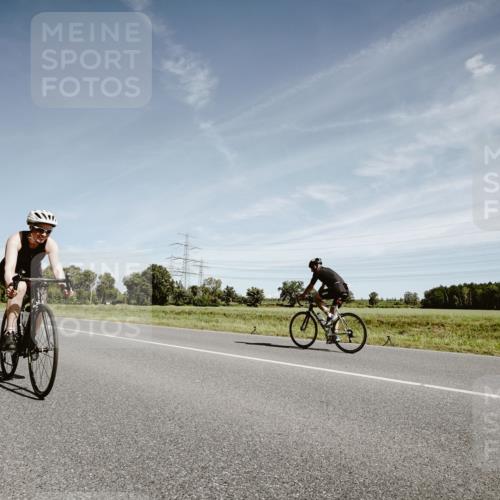 07.09.2025 - 19. Norderstedt Triathlon Michael Burmester http://msf.ph/oto/8857996 07.09.2025 12:28:55 Radfahren 265 meine-sportfotos.de