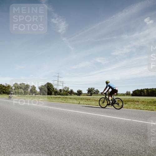07.09.2025 - 19. Norderstedt Triathlon Michael Burmester http://msf.ph/oto/8857999 07.09.2025 12:28:57 Radfahren 265 meine-sportfotos.de