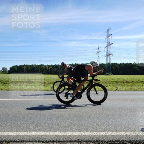 07.09.2025 - 19. Norderstedt Triathlon Michael Burmester http://msf.ph/oto/8858005 07.09.2025 11:26:13 Radfahren 203, 1187, 1383 meine-sportfotos.de