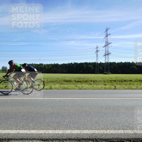 07.09.2025 - 19. Norderstedt Triathlon Michael Burmester http://msf.ph/oto/8858010 07.09.2025 11:26:14 Radfahren 203, 1187, 1383 meine-sportfotos.de