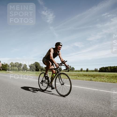 07.09.2025 - 19. Norderstedt Triathlon Michael Burmester http://msf.ph/oto/8858072 07.09.2025 12:29:41 Radfahren 159, 1385 meine-sportfotos.de