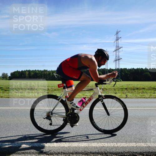 07.09.2025 - 19. Norderstedt Triathlon Michael Burmester http://msf.ph/oto/8858080 07.09.2025 11:27:00 Radfahren 200, 238 meine-sportfotos.de