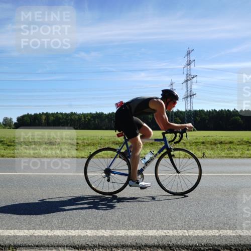 07.09.2025 - 19. Norderstedt Triathlon Michael Burmester http://msf.ph/oto/8858197 07.09.2025 11:27:36 Radfahren 154, 196 meine-sportfotos.de