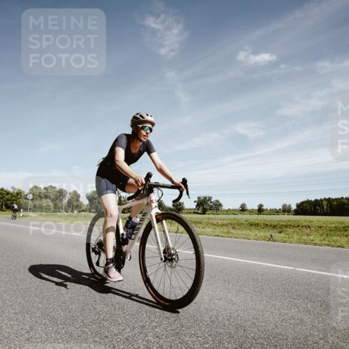 07.09.2025 - 19. Norderstedt Triathlon Michael Burmester http://msf.ph/oto/8858245 07.09.2025 12:30:58 Radfahren 721 meine-sportfotos.de