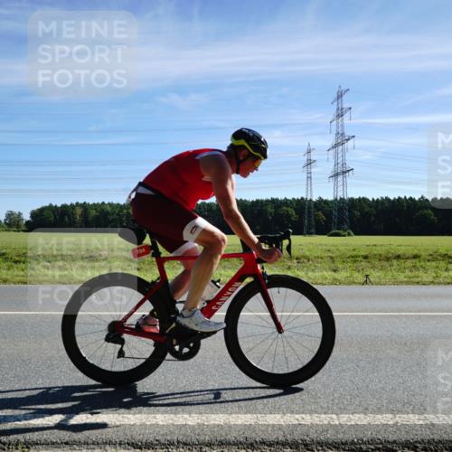 07.09.2025 - 19. Norderstedt Triathlon Michael Burmester http://msf.ph/oto/8858297 07.09.2025 11:28:41 Radfahren 704 meine-sportfotos.de