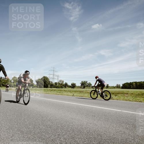 07.09.2025 - 19. Norderstedt Triathlon Michael Burmester http://msf.ph/oto/8858319 07.09.2025 12:31:35 Radfahren 713, 1255 meine-sportfotos.de