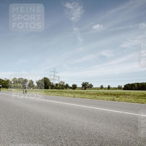 07.09.2025 - 19. Norderstedt Triathlon Michael Burmester http://msf.ph/oto/8858325 07.09.2025 12:31:37 Radfahren 713, 1255 meine-sportfotos.de