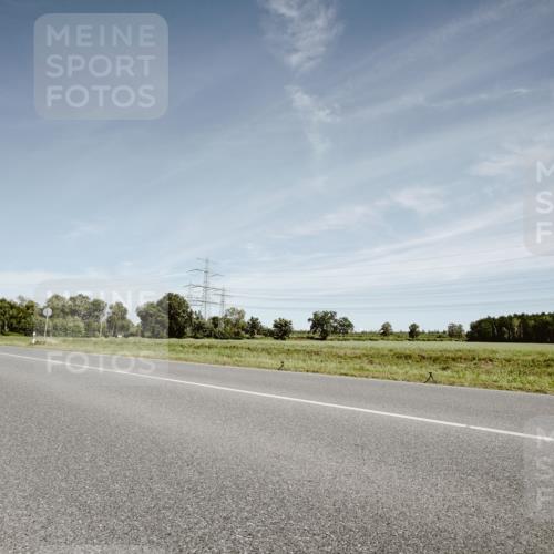 07.09.2025 - 19. Norderstedt Triathlon Michael Burmester http://msf.ph/oto/8858402 07.09.2025 12:32:14 Radfahren  meine-sportfotos.de