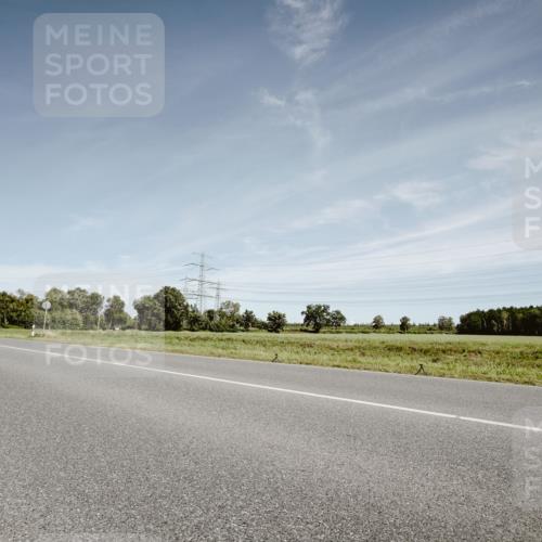 07.09.2025 - 19. Norderstedt Triathlon Michael Burmester http://msf.ph/oto/8858440 07.09.2025 12:32:35 Radfahren 1212 meine-sportfotos.de