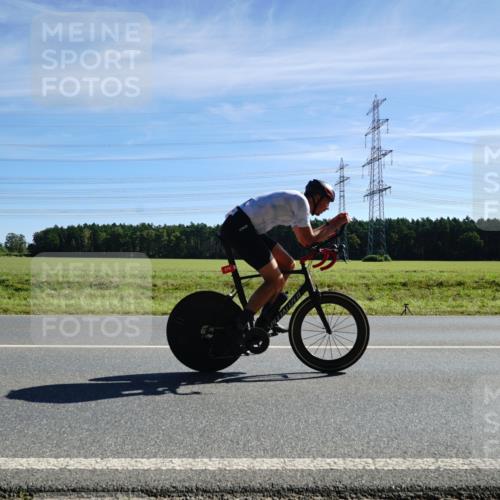 07.09.2025 - 19. Norderstedt Triathlon Michael Burmester http://msf.ph/oto/8858461 07.09.2025 11:30:01 Radfahren 276, 1174, 1341 meine-sportfotos.de