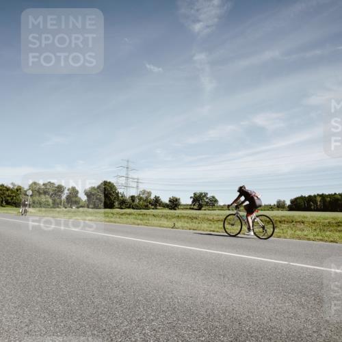 07.09.2025 - 19. Norderstedt Triathlon Michael Burmester http://msf.ph/oto/8858479 07.09.2025 12:33:01 Radfahren 739 meine-sportfotos.de