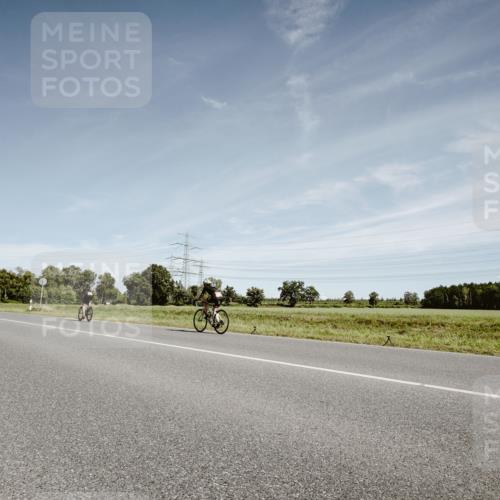 07.09.2025 - 19. Norderstedt Triathlon Michael Burmester http://msf.ph/oto/8858507 07.09.2025 12:33:11 Radfahren 182, 250, 1342 meine-sportfotos.de
