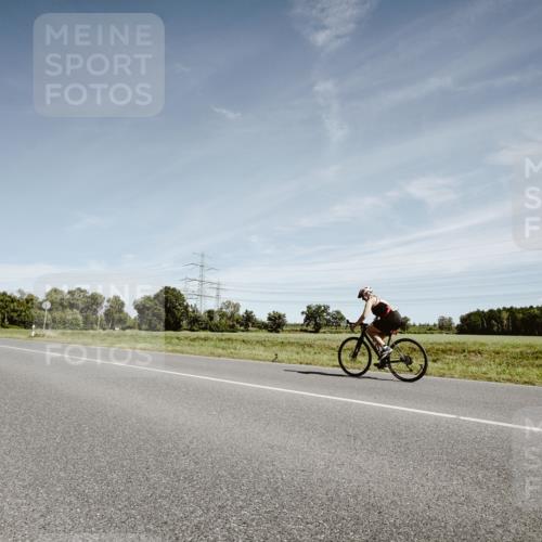 07.09.2025 - 19. Norderstedt Triathlon Michael Burmester http://msf.ph/oto/8858521 07.09.2025 12:33:16 Radfahren 250 meine-sportfotos.de