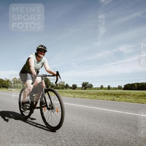 07.09.2025 - 19. Norderstedt Triathlon Michael Burmester http://msf.ph/oto/8858673 07.09.2025 12:34:52 Radfahren 156 meine-sportfotos.de