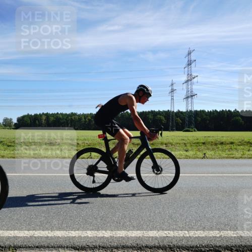 07.09.2025 - 19. Norderstedt Triathlon Michael Burmester http://msf.ph/oto/8858769 07.09.2025 11:32:45 Radfahren 774, 834, 1167, 1181 meine-sportfotos.de