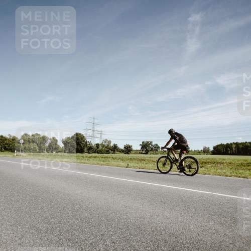 07.09.2025 - 19. Norderstedt Triathlon Michael Burmester http://msf.ph/oto/8858815 07.09.2025 12:36:01 Radfahren  meine-sportfotos.de