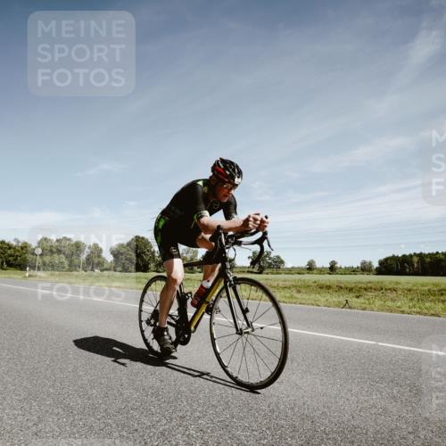 07.09.2025 - 19. Norderstedt Triathlon Michael Burmester http://msf.ph/oto/8859006 07.09.2025 12:38:36 Radfahren 224, 247, 309, 766, 808, 1262 meine-sportfotos.de