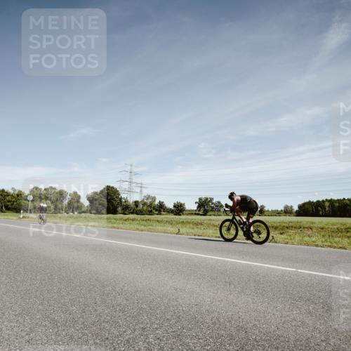 07.09.2025 - 19. Norderstedt Triathlon Michael Burmester http://msf.ph/oto/8859020 07.09.2025 12:38:40 Radfahren 224, 309, 766, 808 meine-sportfotos.de