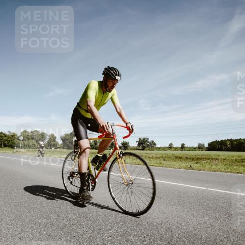 07.09.2025 - 19. Norderstedt Triathlon Michael Burmester http://msf.ph/oto/8859034 07.09.2025 12:38:47 Radfahren 754, 1384 meine-sportfotos.de