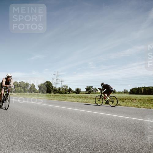 07.09.2025 - 19. Norderstedt Triathlon Michael Burmester http://msf.ph/oto/8859075 07.09.2025 12:39:16 Radfahren 813 meine-sportfotos.de