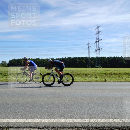 07.09.2025 - 19. Norderstedt Triathlon Michael Burmester http://msf.ph/oto/8859076 07.09.2025 11:35:25 Radfahren 734, 1189 meine-sportfotos.de