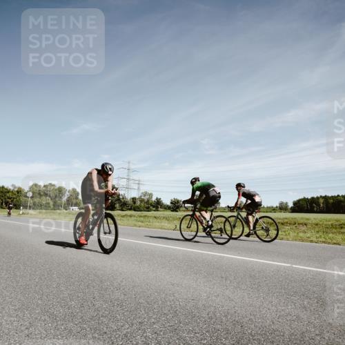 07.09.2025 - 19. Norderstedt Triathlon Michael Burmester http://msf.ph/oto/8859086 07.09.2025 12:39:27 Radfahren 212 meine-sportfotos.de