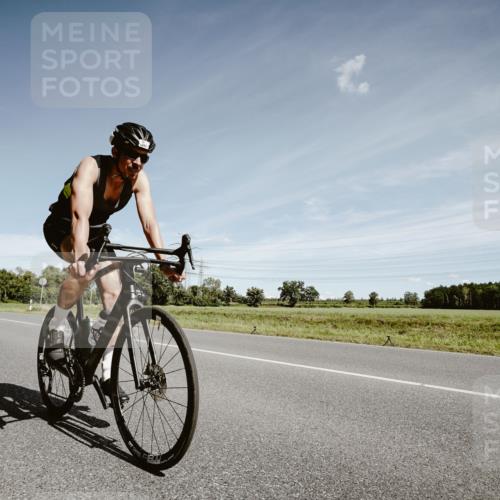 07.09.2025 - 19. Norderstedt Triathlon Michael Burmester http://msf.ph/oto/8859135 07.09.2025 12:40:34 Radfahren 847 meine-sportfotos.de