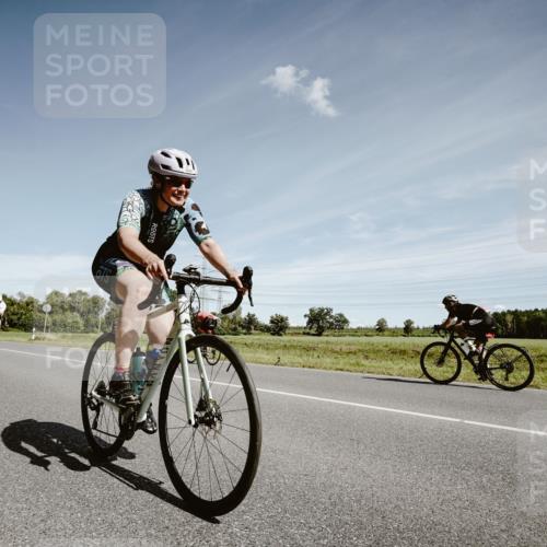 07.09.2025 - 19. Norderstedt Triathlon Michael Burmester http://msf.ph/oto/8859199 07.09.2025 12:41:38 Radfahren 1214, 1366 meine-sportfotos.de
