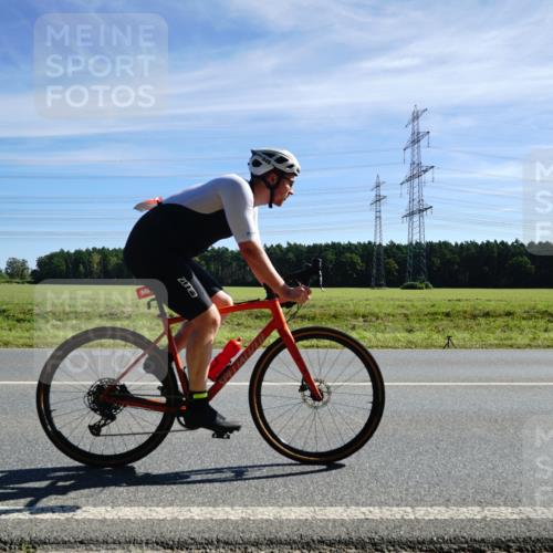 07.09.2025 - 19. Norderstedt Triathlon Michael Burmester http://msf.ph/oto/8859201 07.09.2025 11:36:36 Radfahren 826, 849, 1206 meine-sportfotos.de