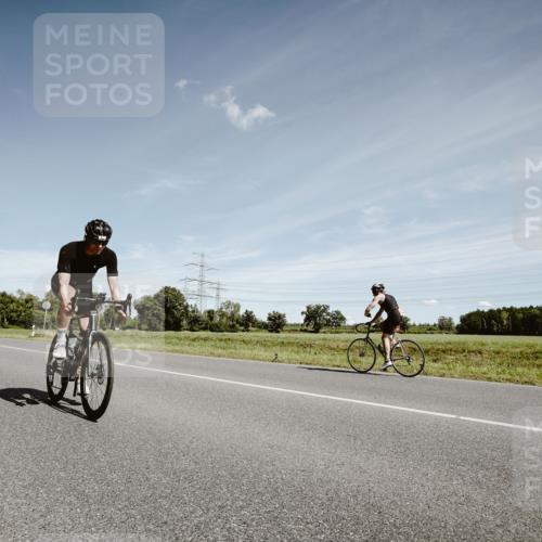 07.09.2025 - 19. Norderstedt Triathlon Michael Burmester http://msf.ph/oto/8859282 07.09.2025 12:42:46 Radfahren 713, 750, 1328 meine-sportfotos.de