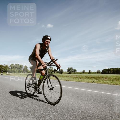 07.09.2025 - 19. Norderstedt Triathlon Michael Burmester http://msf.ph/oto/8859341 07.09.2025 12:43:21 Radfahren 159, 1391 meine-sportfotos.de