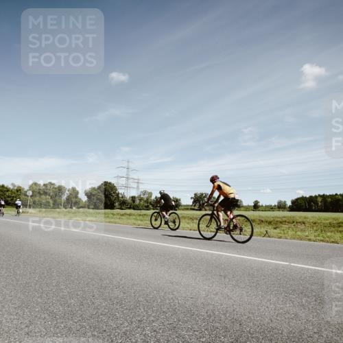 07.09.2025 - 19. Norderstedt Triathlon Michael Burmester http://msf.ph/oto/8859411 07.09.2025 12:43:59 Radfahren  meine-sportfotos.de