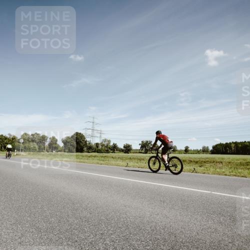 07.09.2025 - 19. Norderstedt Triathlon Michael Burmester http://msf.ph/oto/8859453 07.09.2025 12:44:21 Radfahren  meine-sportfotos.de