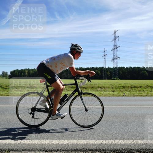 07.09.2025 - 19. Norderstedt Triathlon Michael Burmester http://msf.ph/oto/8859522 07.09.2025 11:39:43 Radfahren 300, 1253 meine-sportfotos.de
