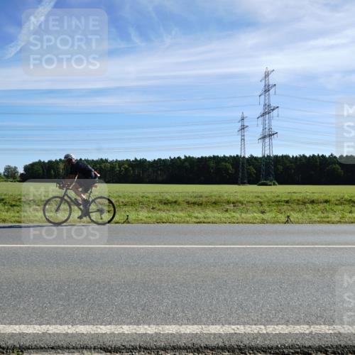 07.09.2025 - 19. Norderstedt Triathlon Michael Burmester http://msf.ph/oto/8859527 07.09.2025 11:39:48 Radfahren 819 meine-sportfotos.de
